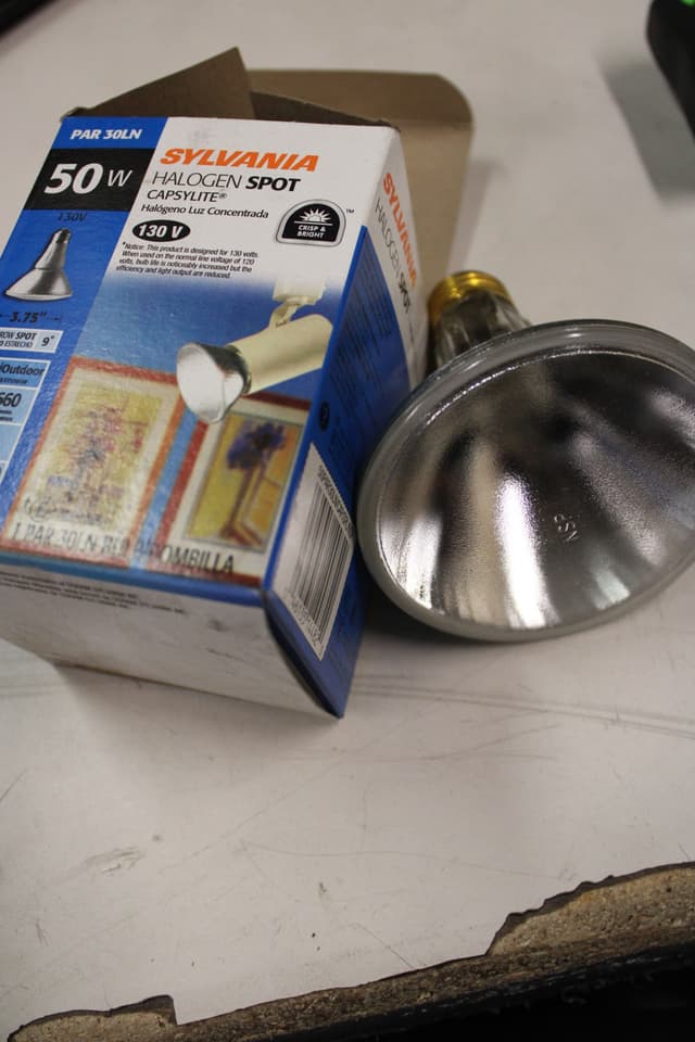 50PAR30LN/CAP/SPL/NSP Part Image. Manufactured by Sylvania.