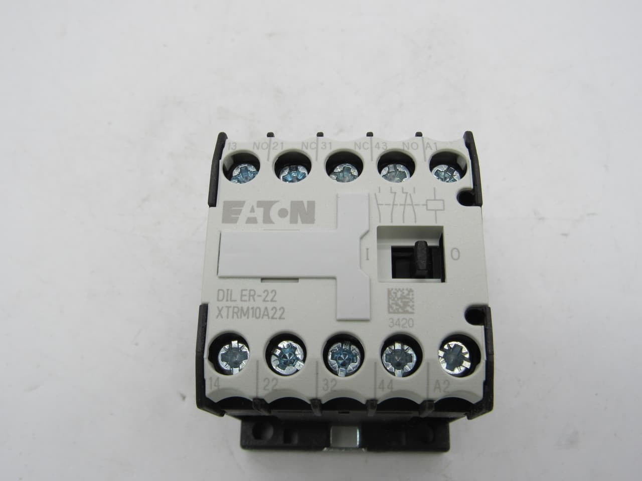 Eaton XTRM10A22B XTRM10A22B Eaton - XT IEC Miniature Control Relay, Screw terminals, 45 mm - mini Frame size, 2NO-2NC contact configuration, 220V 50 Hz, 240V 60 Hz coil, 10A conventional thermal rating, 6A at 220/230/240V; 3A at 380/400/415V rated operational voltage Eaton XTRM10A22B XTRM10A22B Eaton - XT IEC Miniature Control Relay, Screw terminals, 45 mm - mini Frame size, 2NO-2NC contact configuration, 220V 50 Hz, 240V 60 Hz coil, 10A conventional thermal rating, 6A at 220/230/240V; 3A at 380/400/415V rated operational voltage