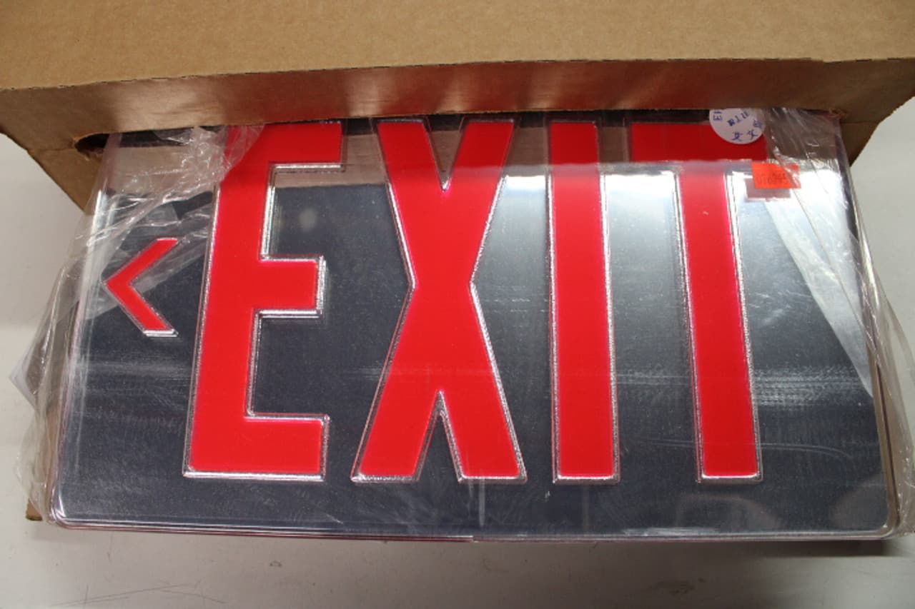 Lithonia Lighting LRP-B-2-RMR-LRA-120/277-TM Lithonia Lighting LRP-B-2-RMR-LRA-120/277-TM Emergency Lighting and Signs EA Lithonia Lighting LRP-B-2-RMR-LRA-120/277-TM Lithonia Lighting LRP-B-2-RMR-LRA-120/277-TM Emergency Lighting and Signs EA