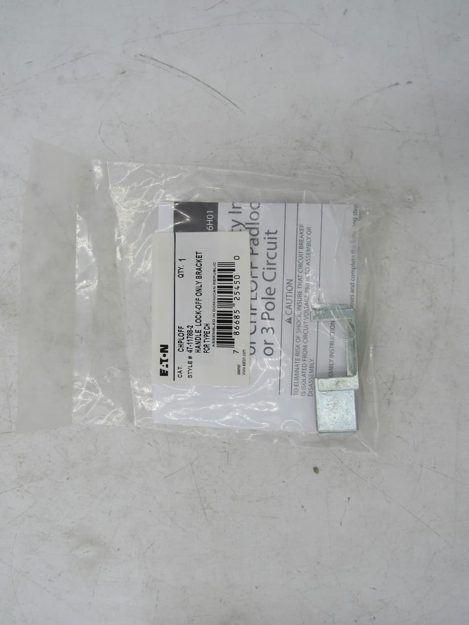 Eaton CHPLOFF CHPLOFF Eaton - Eaton Handle Lockoff,Padlockable bracket for locking the handle of two-, three- and four-pole Type CH circuit breakers,CH,CH - 0.75",Quantity: 10 Eaton CHPLOFF CHPLOFF Eaton - Eaton Handle Lockoff,Padlockable bracket for locking the handle of two-, three- and four-pole Type CH circuit breakers,CH,CH - 0.75",Quantity: 10