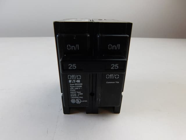 BR225B Part Image. Manufactured by Eaton.
