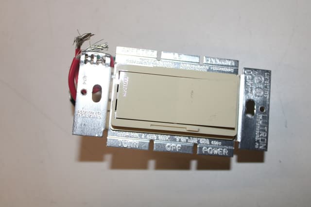DV-103P-IV Part Image. Manufactured by Lutron.